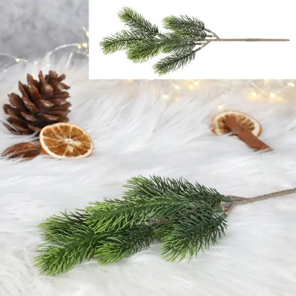 Kompakter Gr&uuml;ner K&uuml;nstlicher Tannenzweig, Dekoratives Element, Ca. 35cm Hoch