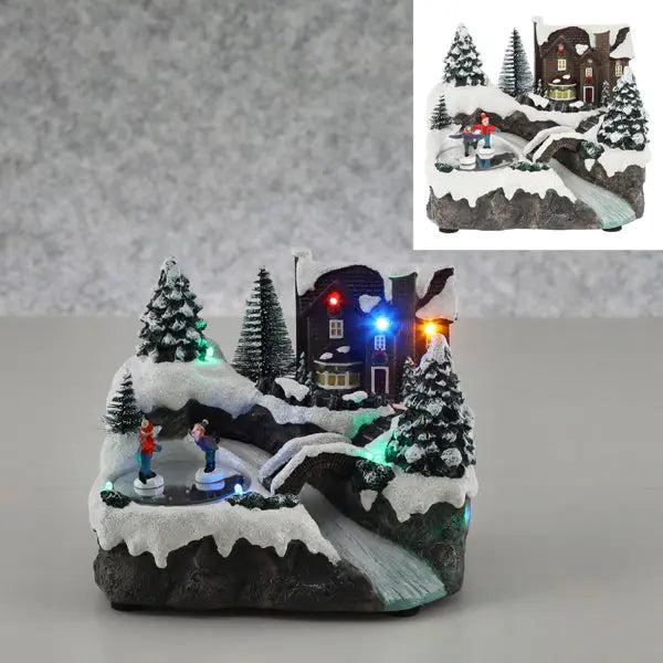 LED-Winterlandschaft mit Eisbahn/Fluss, Zauberhafte Miniatur Szene, 17x14cm