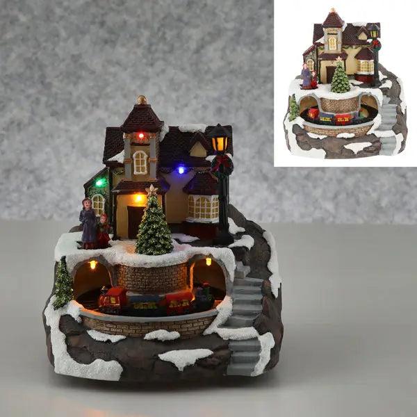 LED-Winterlandschaft mit Stufen und Zug, Einzigartige Feiertagsdeko, 18x20cm