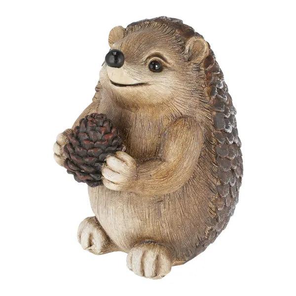 Stachliger Gef&auml;hrte mit Kiefernzapfen, ca. 14cmH - Niedliche Dekofigur f&uuml;r Naturliebhaber