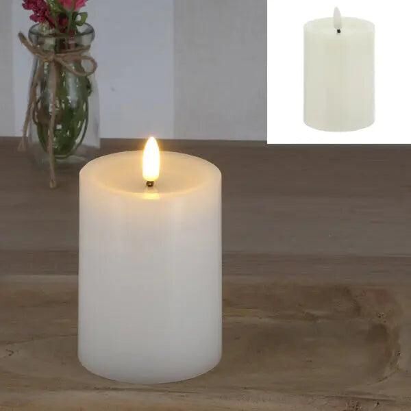 Strahlende LED Echtwachskerze, Cremefarben, ca. 7,5x10cmH - Atmosph&auml;re voller Glanz