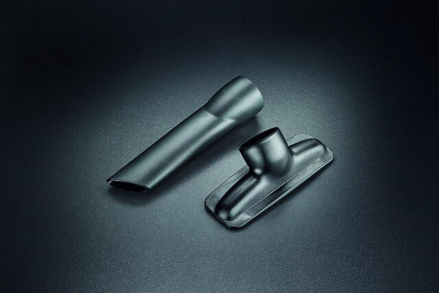 AEG LX7-2-FFP Zyklon Boden Staubsauger, beutellos, 9 m Aktionsradius, waschbarer E12-Filter, DustMagnet Kombidüse, Hartbodendüse