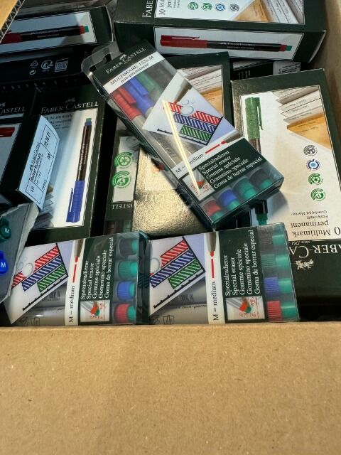 NEU - Schreibwaren, Grußkarten, Dekoration - Sonderposten, ca. 238.000 Teile, UVP. ca. 1 Mio €