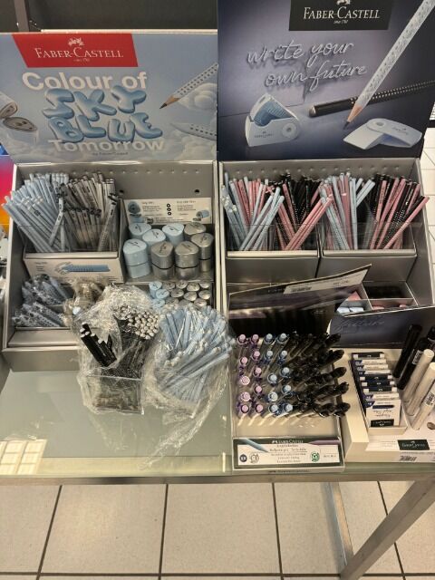 NEU - Schreibwaren, Grußkarten, Dekoration - Sonderposten, ca. 238.000 Teile, UVP. ca. 1 Mio €