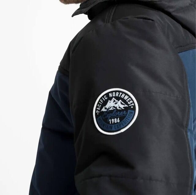 Herrenjacken mit Kapuze: Stilvoll und wetterfest – Ab 8,10 € pro Stück, Bekleidung, A-ware, RESTPOSTEN, Textilien Restposten