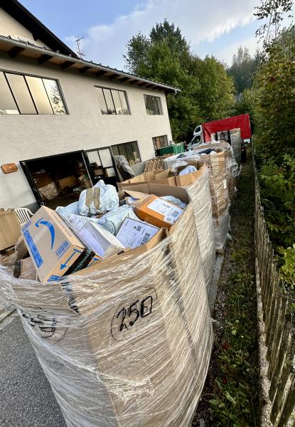 Originale Mystery Packs, Secret Packs, nicht zugestellte Pakete von DHL Hermes GLS DPD usw. Amazon packs Ebay Retouren