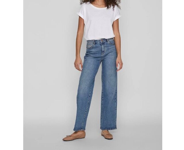 Exclusive women's T-shirts - low prices and fast shipping worldwide!