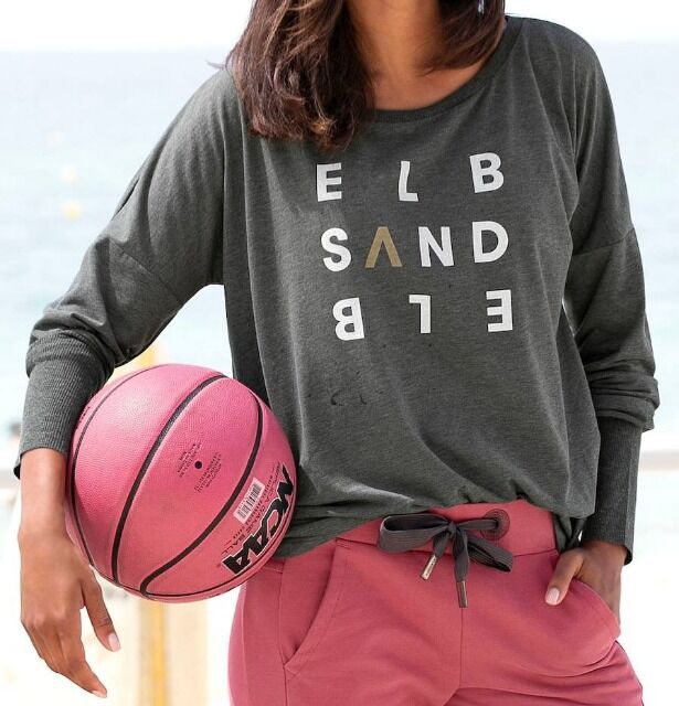 Sportjacken aus deutschen Katalogen — Schneller Versand weltweit!