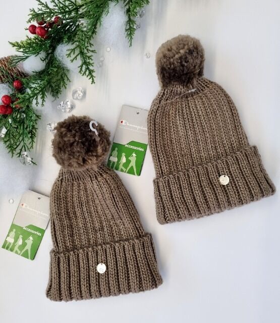 Mischung aus Wintermützen