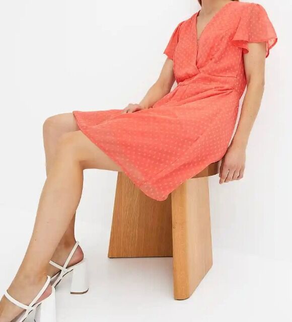 MIX-Damenkleider aus deutschen Katalogen – Frühling bis Winter, Größen 38–54, ab 2,90 €/Stück