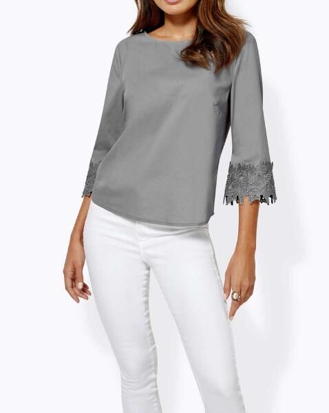 Blouse w. lace, gray