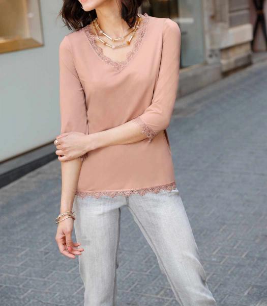 Shirt m. Spitze, nude