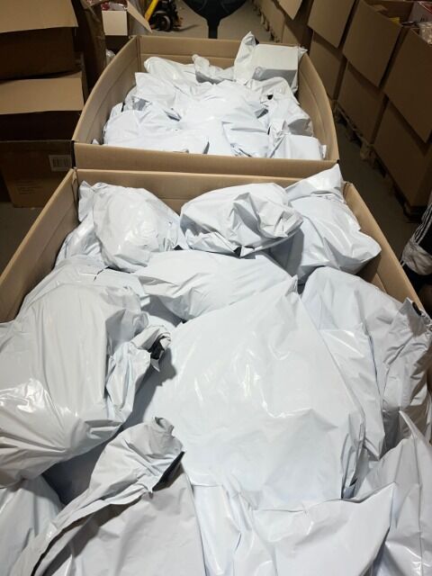 Secret Packs! Nur Neuware!!! 3,50 € pro Stück !!!