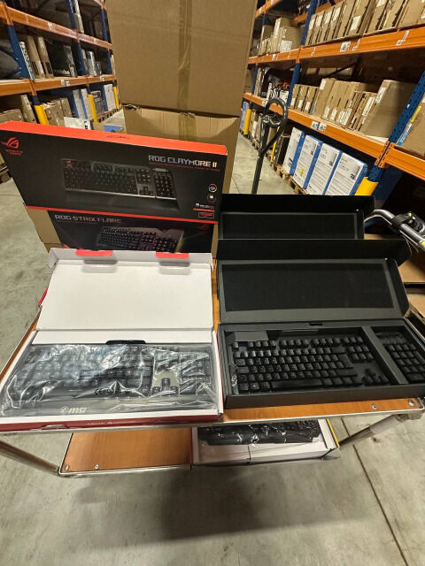 Tastaturen und Mäuse