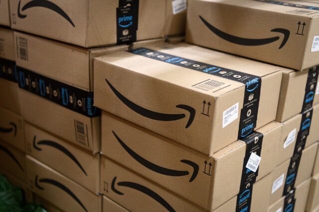 Amazon Kartons, originalverpackt und Neu