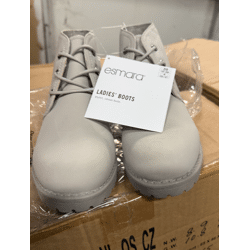 Schuhe, Stiefel, Hausschuhe, Pumps Posten für Herren, Damen und Kinder alles NEUWARE 