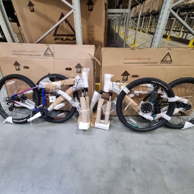 Fahrräder/Bikes/ E Bikes Fuji, Breezer