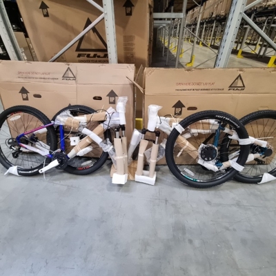 Fahrräder/Bikes/ E Bikes Fuji, Breezer