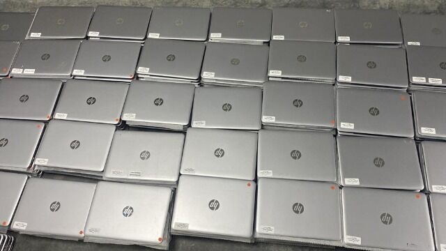 partei laptop notebooks (+3000 Stück) mix alle Marken (mit Garantie) für den Export