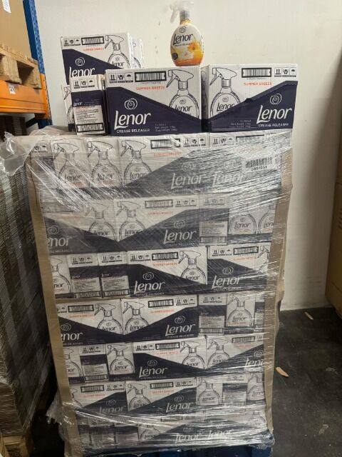 Crease Lenor Faltenlöser-Spray entfernt Falten im Stoff Sommerbrise, 500 ml