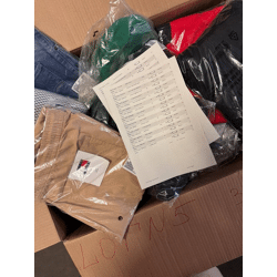 384 € – Markenkleidung für Damen und Herren (Mix), 59 Stück