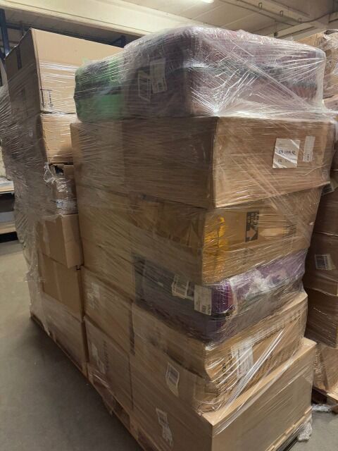 36 € pro Stück – Marken-Koffer (Mix), 12 Stück, Kundenrücksendungen