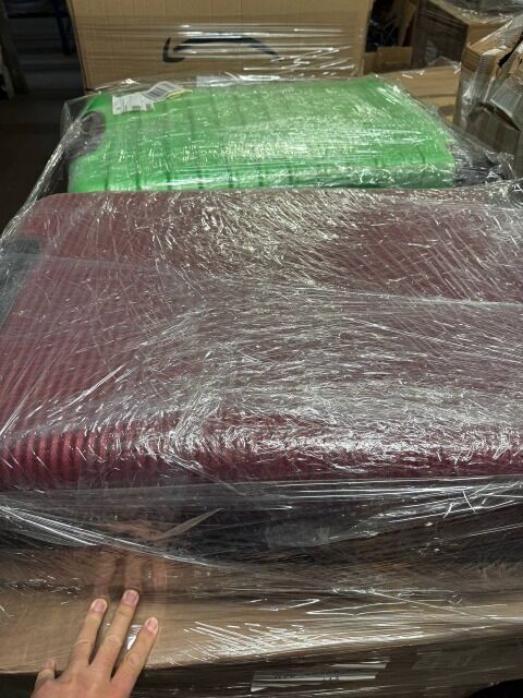 36 € pro Stück – Marken-Koffer (Mix), 12 Stück, Kundenrücksendungen