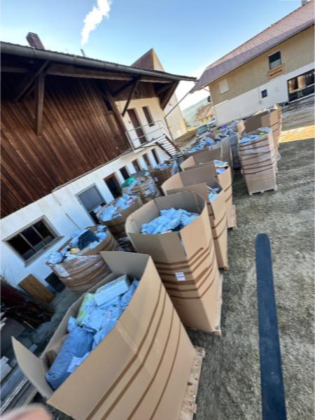 Mystery Packs Originale nicht zugestellte Pakete und Retouren, Automaten und Flohmarkt Größen, S - XXL Pakete 