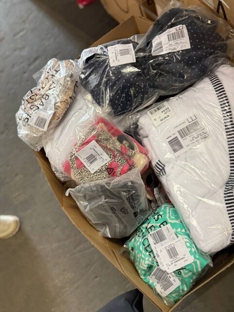 1,50€ pro Stück – Mix aus BHs, Tops, Slips, Strings, Shorts, Pyjamas & Bademode, Großhandel