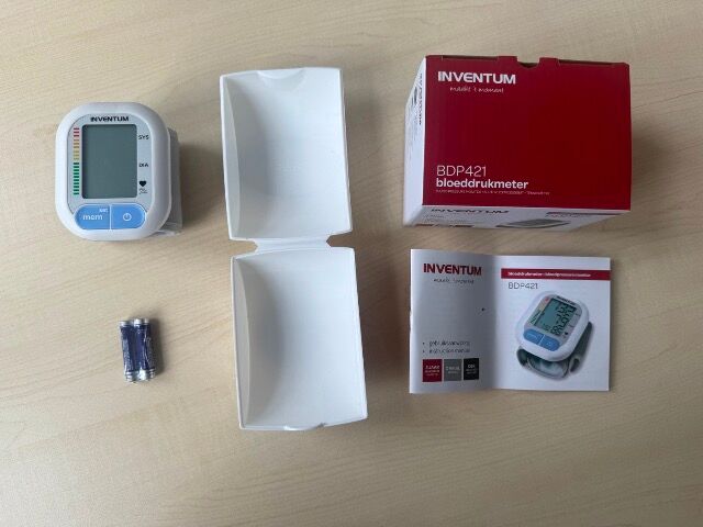 Blutdruck Messgerät fürs Handgelenk A Ware NEU und UVP Nur Export 