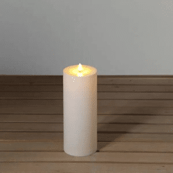 Cremefarbene LED-Säulenkerze für den Altar, Flammenlos, Ca. 10x28cm