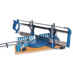 GEHRUNGSSAGE: Hochwertige Gehrungssäge - Präzises Winkelschneidwerkzeug für Holzbearbeitungsprojekte