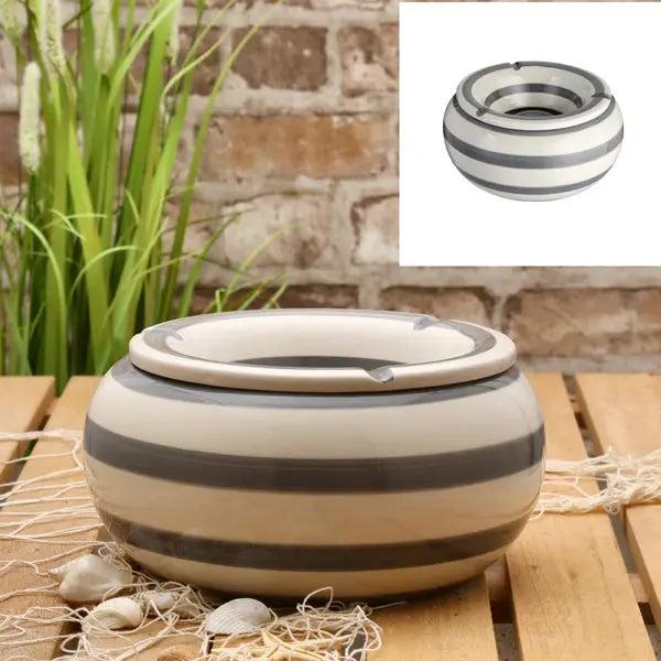 Gro&szlig;er Windfester Aschenbecher, 23 cm - Robust in Grau-Wei&szlig;