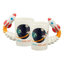 Space mug, astronaut design, 350 ml capacity, durable drinking vessel