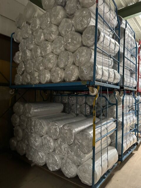 Matratzen mit schmutzigen Bezuge - GEROLLT, verschiedene Größen und Modelle