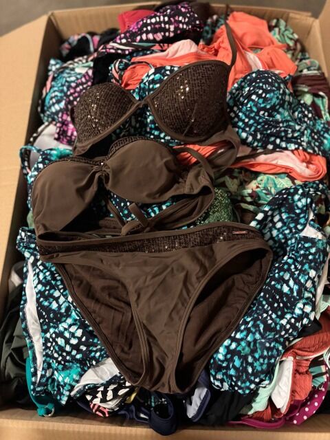 16 € pro kg – Damen-Bademode (Kategorie A, 100 % Neuware & Musterstücke, Top-Marken wie Sunseeker, Buffalo, S.Oliver, Lascana, breite Größen