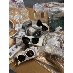 ab 3 € / Stk – Accessoires Mix (Kategorie A, neu, Sonnenbrillen, Gürtel, Taschen, Hüte, sofort lieferbar)