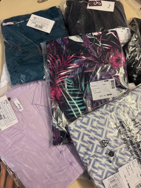 ab 3,90 € – Damenbekleidung in großen Größen von Sheego, neu und originalverpackt, Größen L–XXXL, ohne Unterwäsche