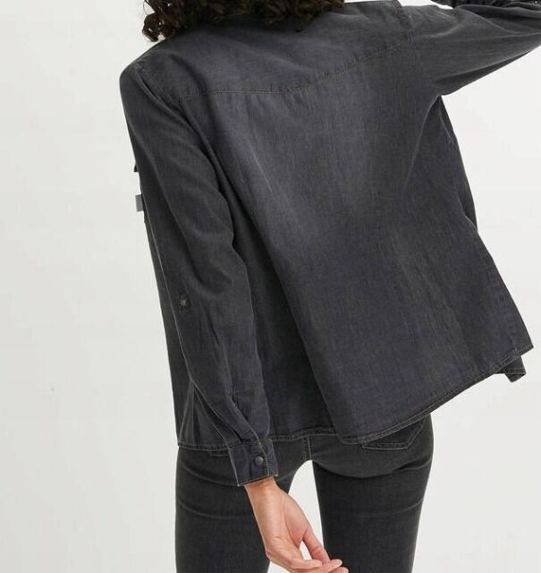 ab 2,30 € — Damenhemden aus Deutschland, Kategorie A, Größen 38–56, Lagerware für Frühling/Sommer, ab 20 Stück, sofort lieferbar