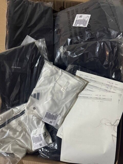 448 € für 68 Stk. Markenmix Damen/Herren – Kundenretouren, Top-Marken wie Nike, Hilfiger, Levi’s, Mix aus A/B/C, sofort verfügbar