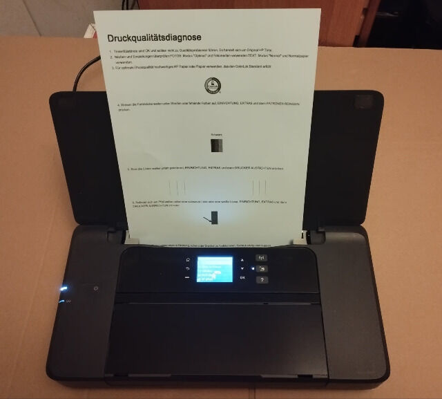 HP Officejet 200 mobile Printer CZ993A