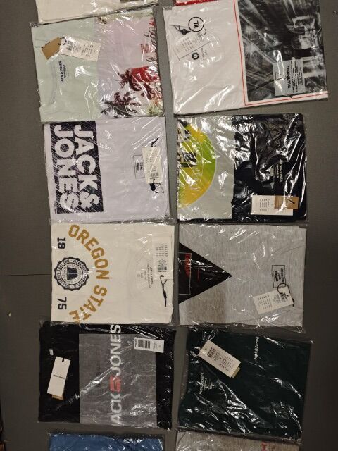 Jack & Jones T-Shirt MIX Posten 100 St. + 5 St. Gratis dazu