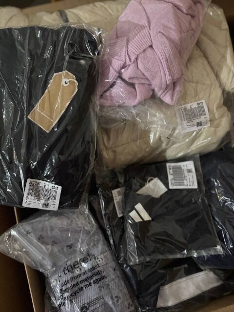 400 € - brand mix women's & men's clothing, 66 pieces, RRP 4000 €, top brands, returned goods, A-B-C category, mixed sizes, available immediately