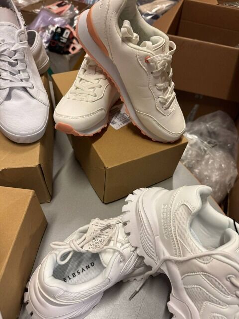 Ab 7,50 € pro Paar – 854 Damenschuhe auf Lager, Sneaker & Übergangsschuhe, EU-Marken, versandbereit, mit Fotos & Packingliste