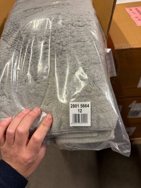 4,50 € Badezimmerteppich-Set 3-teilig Farbe Grau Neuware aus deutschem Katalog ab 20 Sets lagernd schnelle Lieferung europaweit