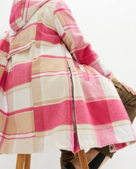 ab 8,10 € Mäntel Mix mit Kapuze, verstellbar, Frühling Herbst Winter, Größen 38–54, Kategorie A, Lagerware, ab 20 Stück, Versand weltweit