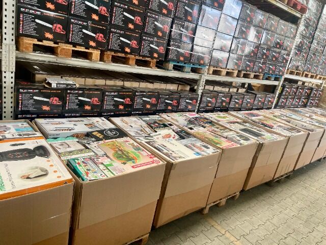 Neue Mix Paletten mit Lidl Ware !!!  Verschiedene Artikel !!!  Mix von Dekoartikel, Spielzeug, Küchengeräte usw.   Top !!! Neue Ware !!! 