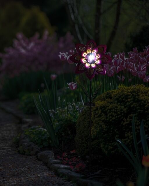 Solar Gartenstecker Solarleuchte Gartenlampe Deko Lampe Blume Lila inkl. 3,2V 400mAh AA Lithium-Akku