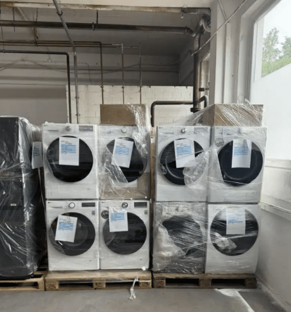 LG Kühlschränke Side By Side, Waschmaschinen B-Ware 25 stück MIx New Models 2024