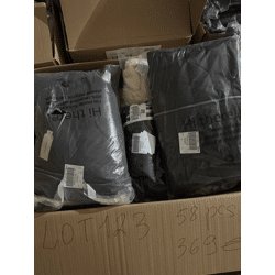 369 € Lot Nr. 123 – 58 Stk. Markenbekleidung Damen/Herren Mix, Kundenrücksendungen, Top-Marken, nur 6,36 € pro Stück